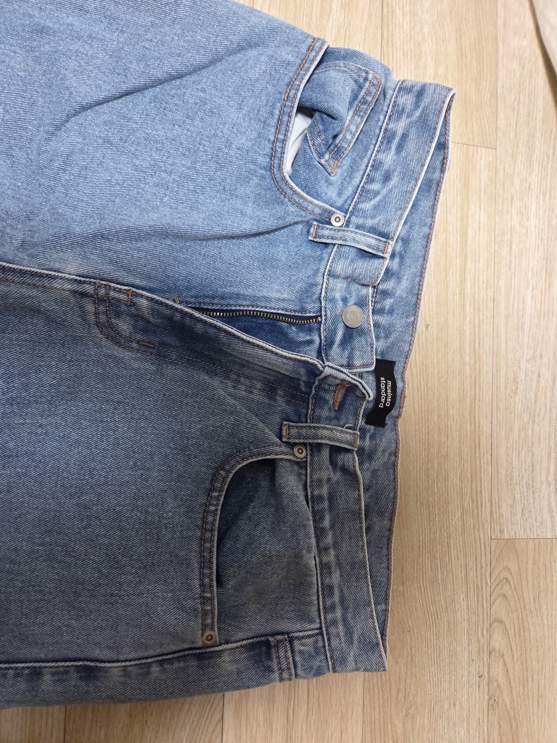 무신사스탠다드 스트레이트 데님 팬츠 [라이트 인디고] 32 상품이미지3