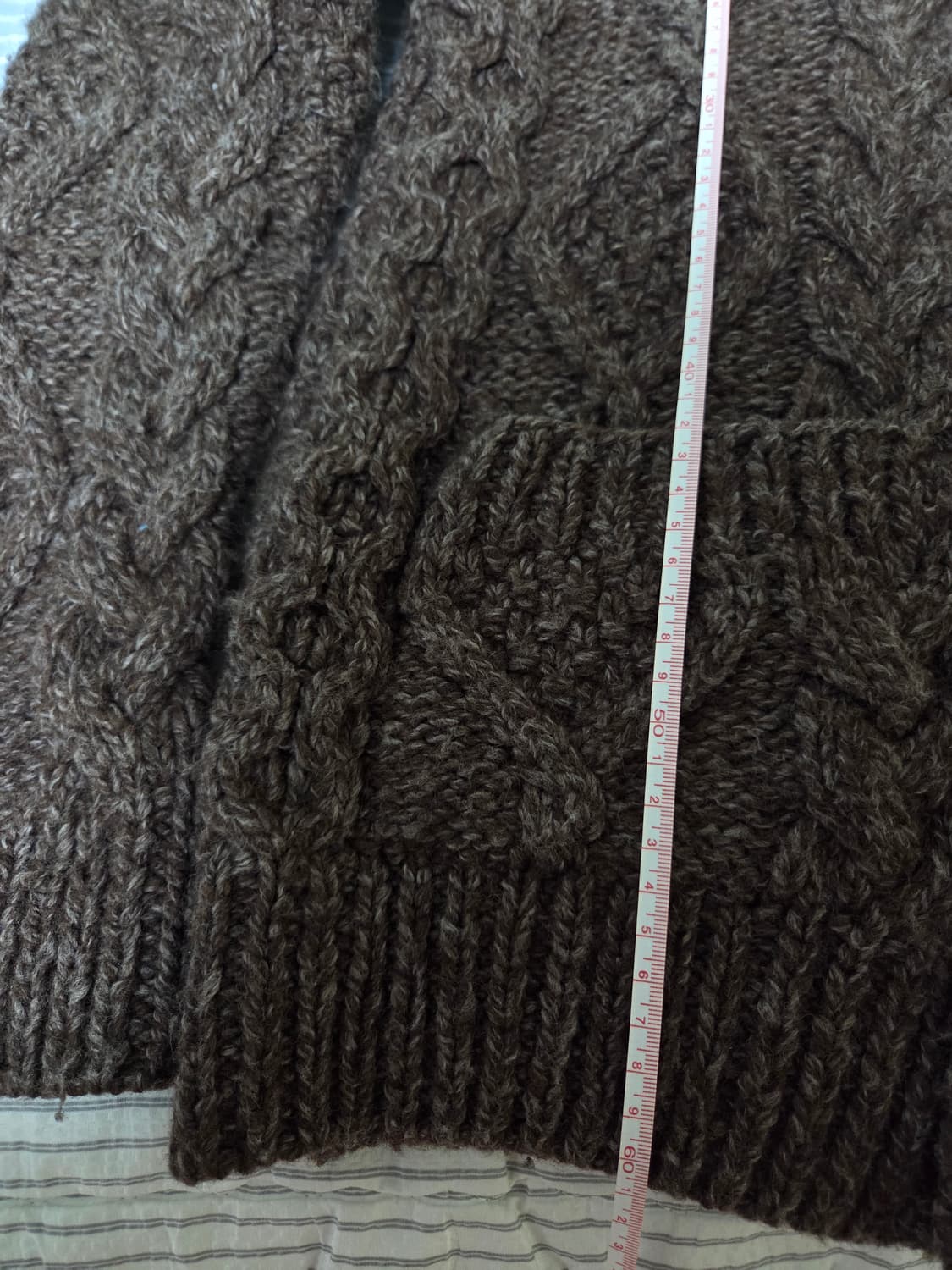 후아유 희귀매물 초코꽈배기니트 상품이미지4