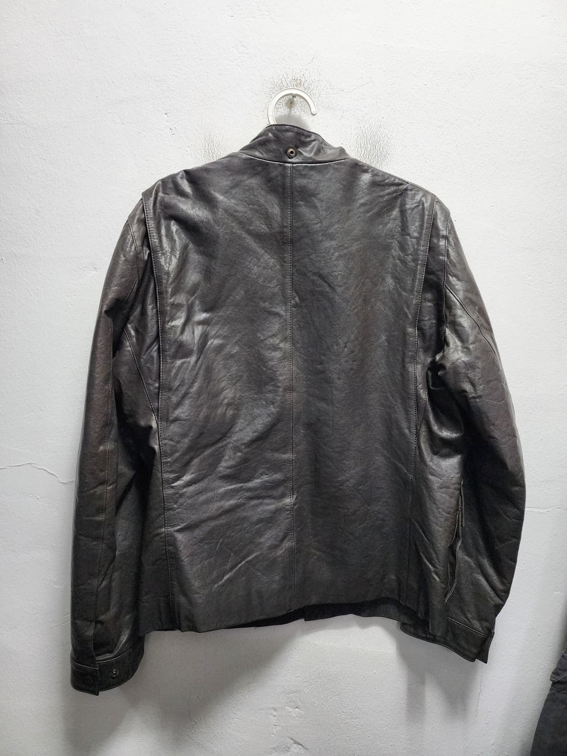 CP컴퍼니 손목로고 램스킨 레더 싱글 자켓 상품이미지2