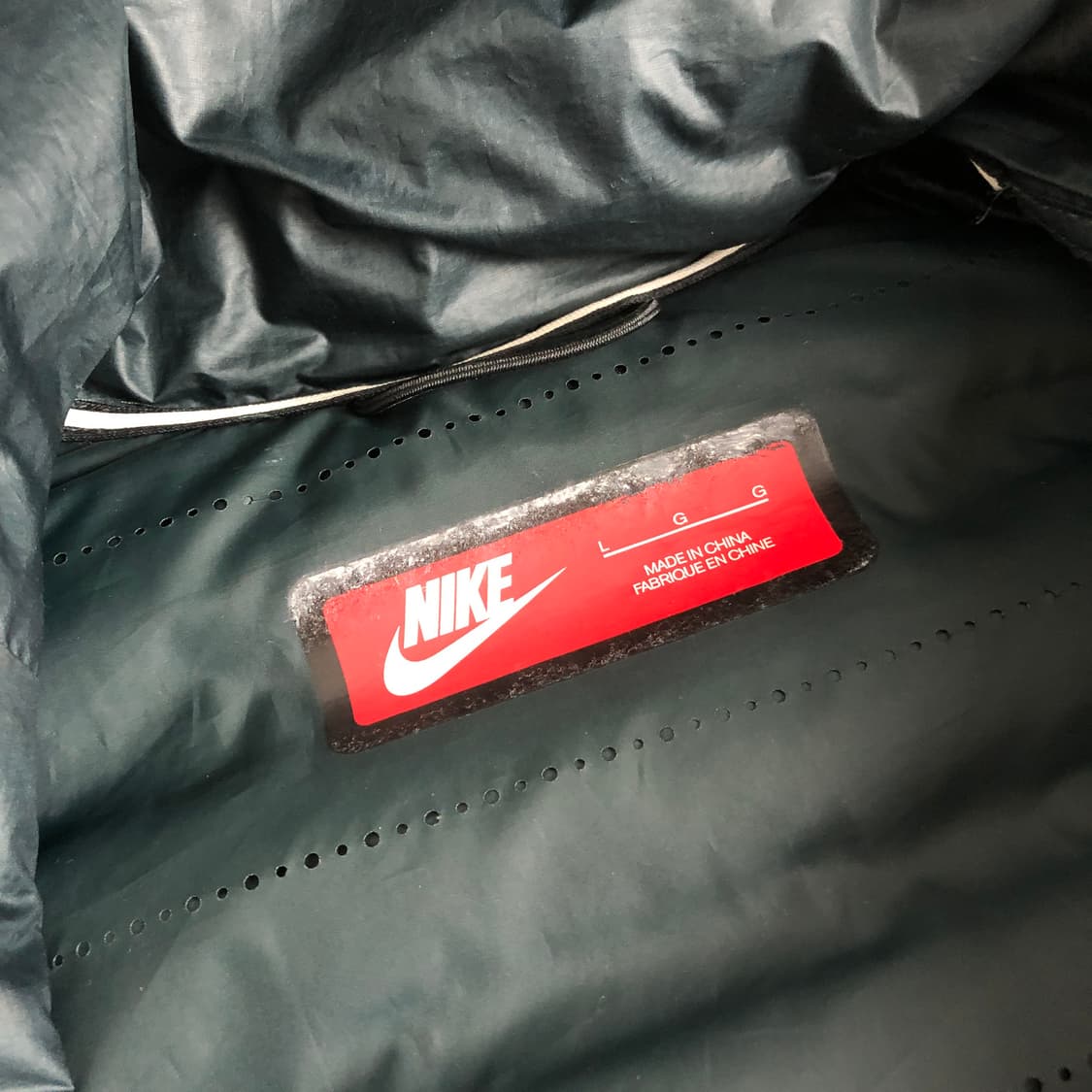 나이키 테크팩 에어로로프트 경량패딩 우먼L 상품이미지3