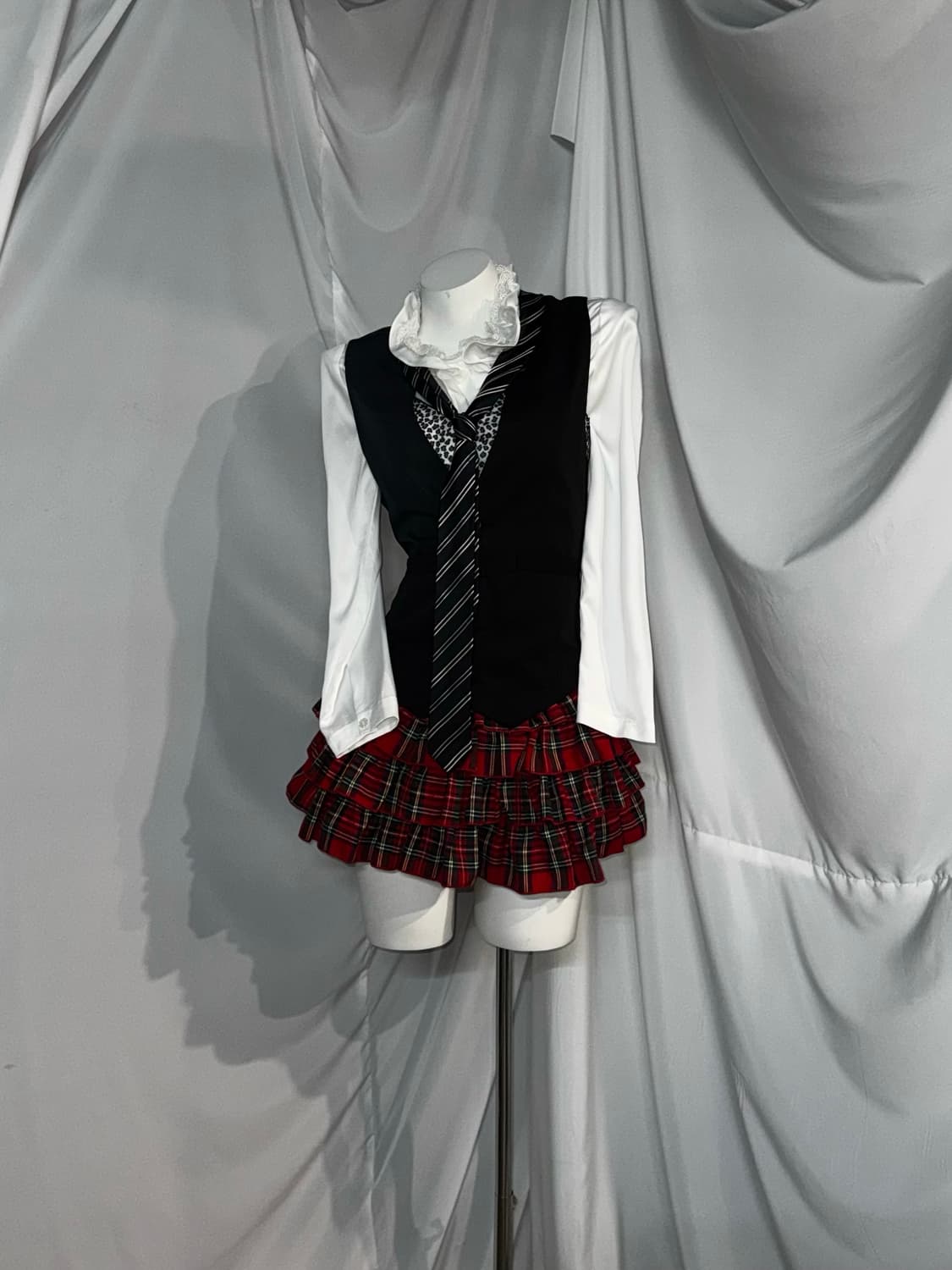 캐캐체 아무펑크 게스 펑투케 딱붙 코디세트 상품이미지5