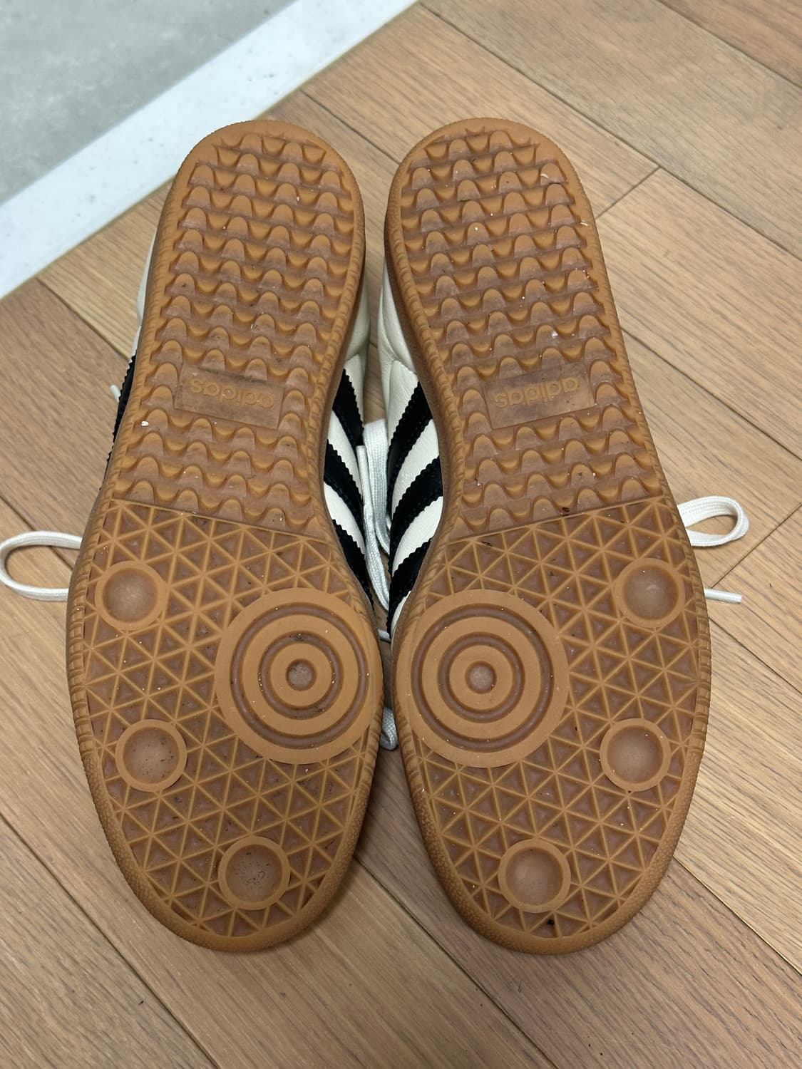 (W) 아디다스 삼바 OG 크림 화이트 코어 블랙 상품이미지6