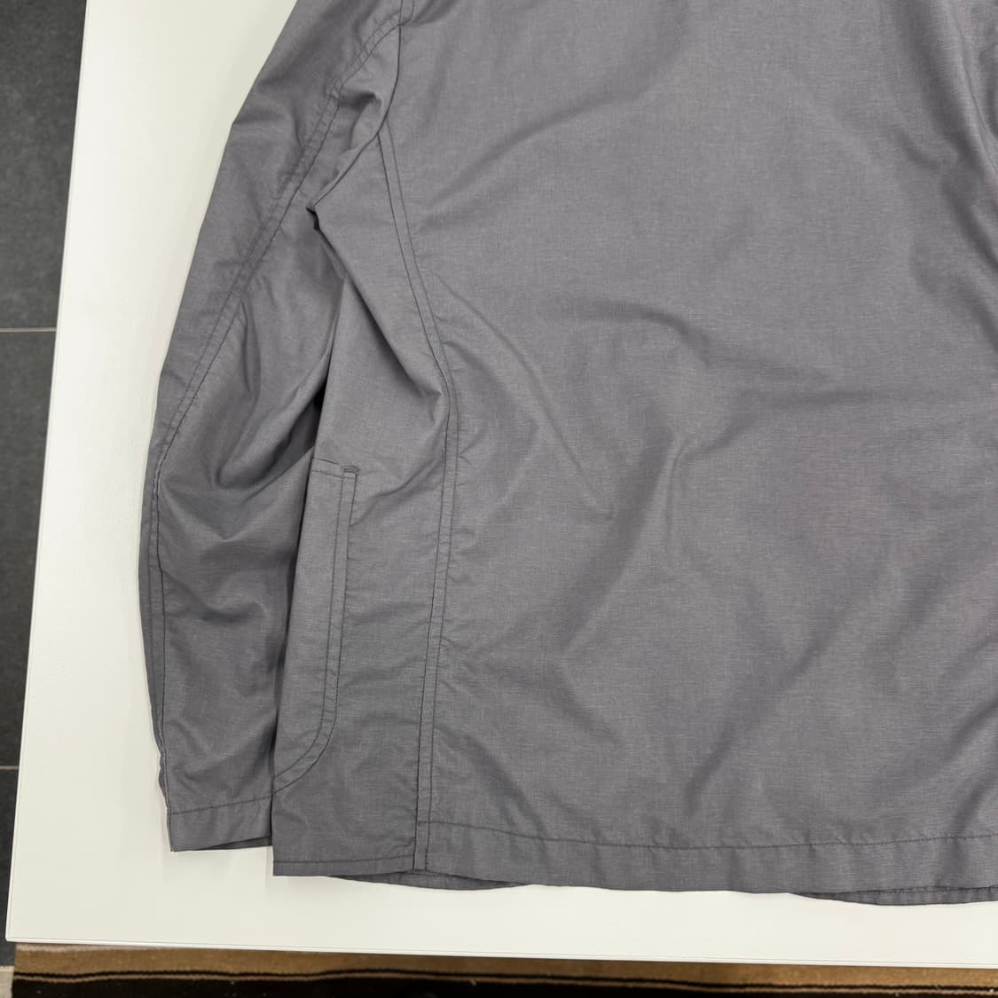 nanamica Lightweight Nylon Jacket 상품이미지7