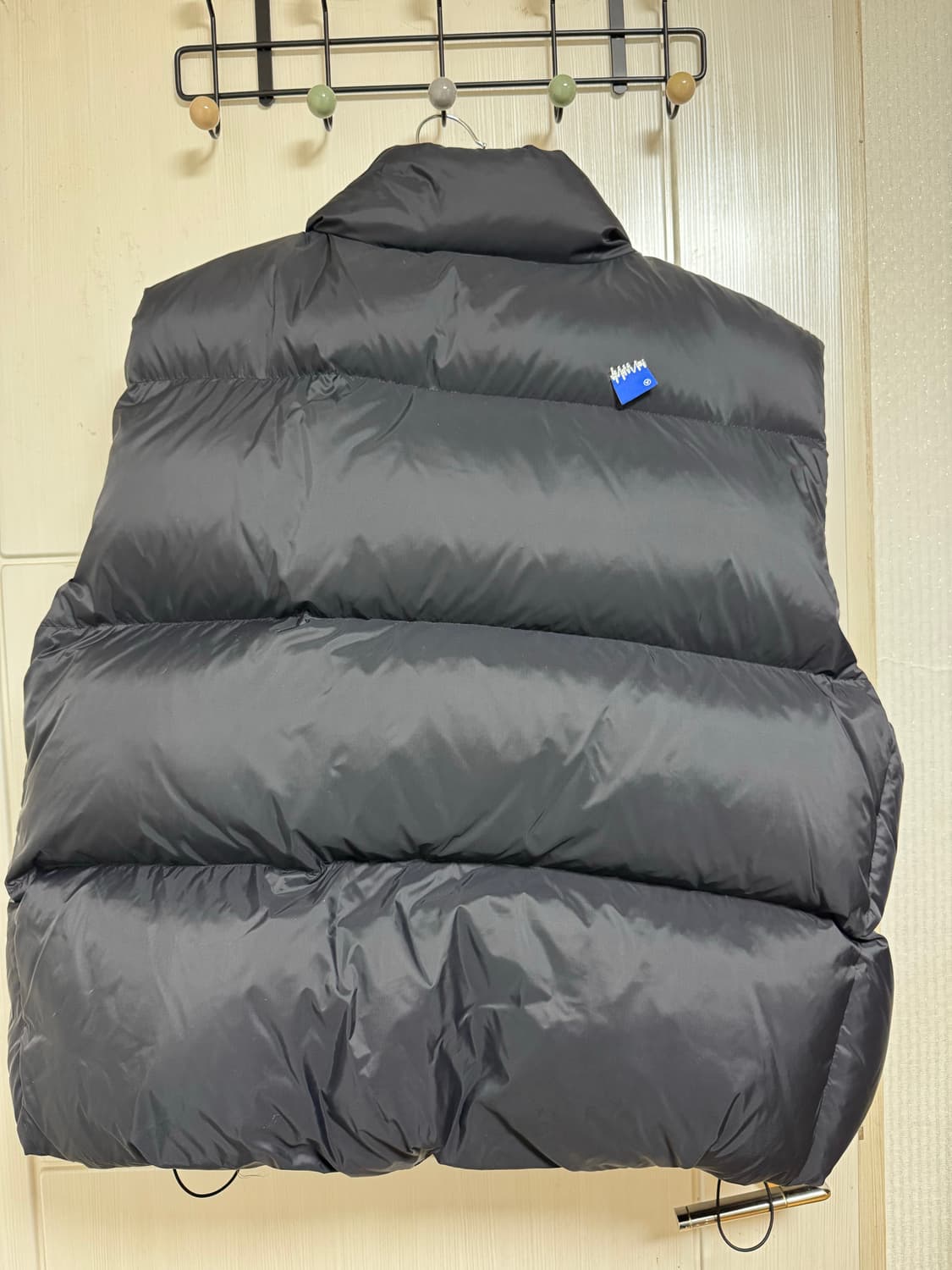 아더에러 시그니피컨트 조끼패딩 상품이미지4