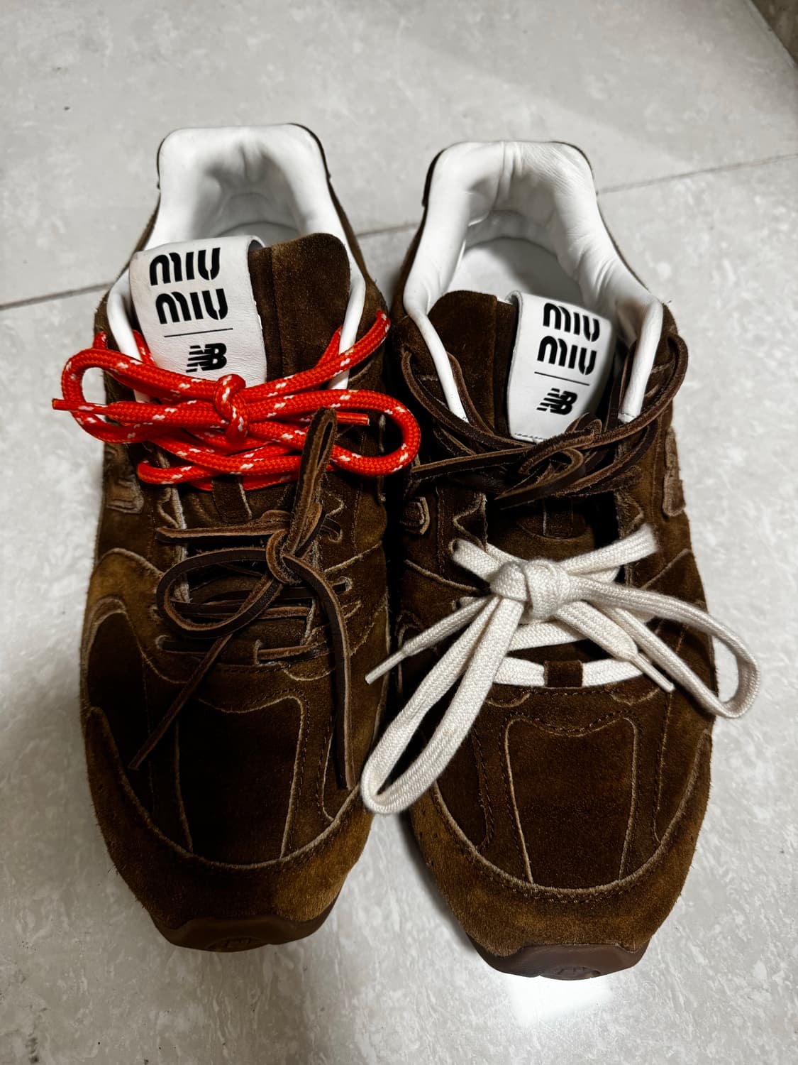 미우미우 x 뉴발란스 530 시나몬 스니커즈 41 사이즈 상품이미지1