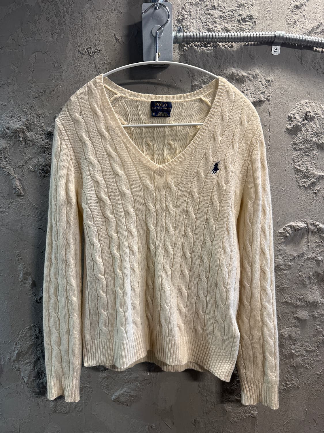 폴로 랄프로렌 케이블 브이넥 니트 아이보리 XS 상품이미지1