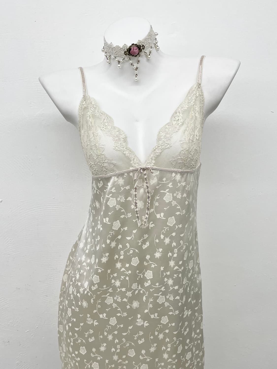 새틴 자카드 레이스 슬립 상품이미지2