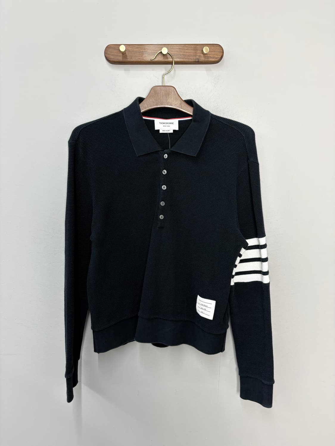 톰브라운 4바 와플 폴로 니트 카라티A3697 상품이미지2