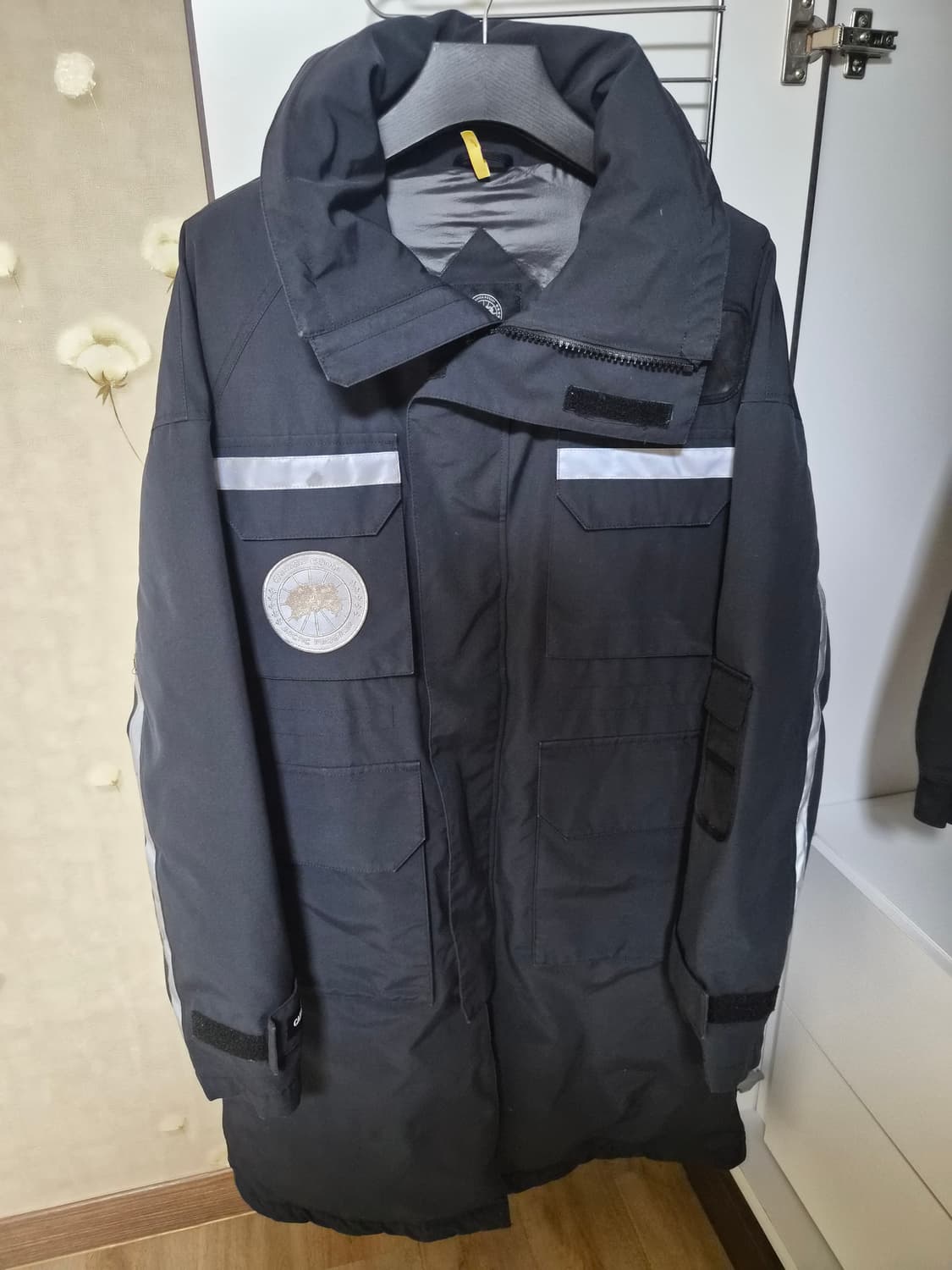 [XS] 캐나다구스x레졸루트 패딩 네이비 상품이미지1