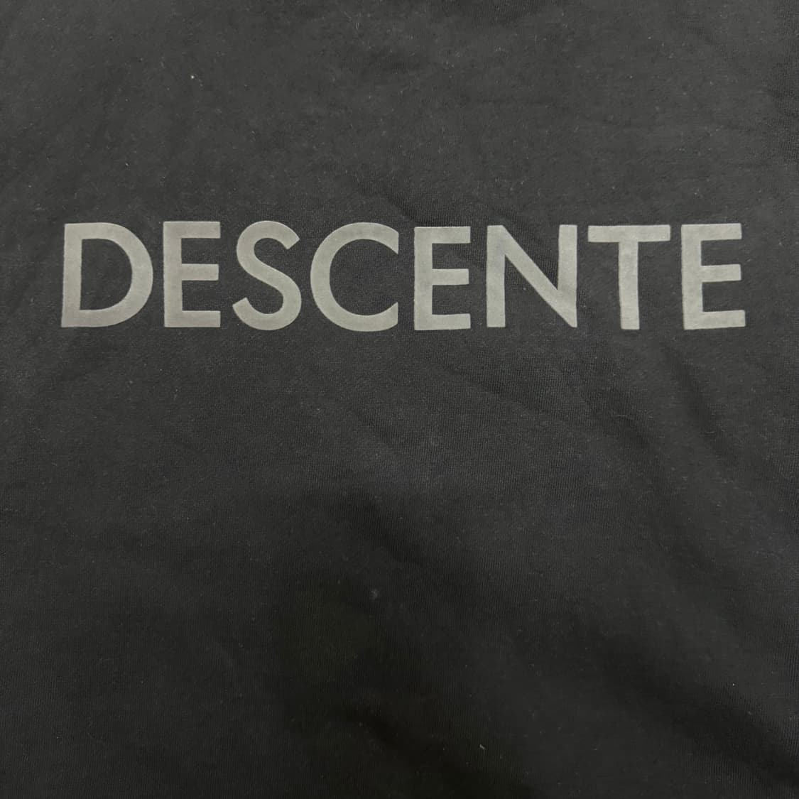 데상트 기모 맨투맨 상품이미지3