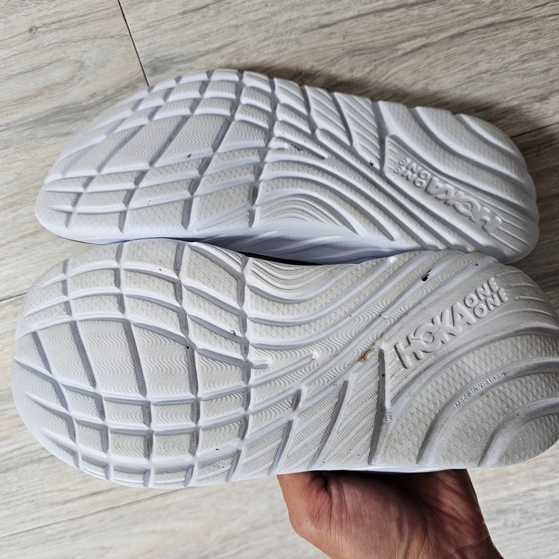 호카 오라 리커버리 플립 270 상품이미지3