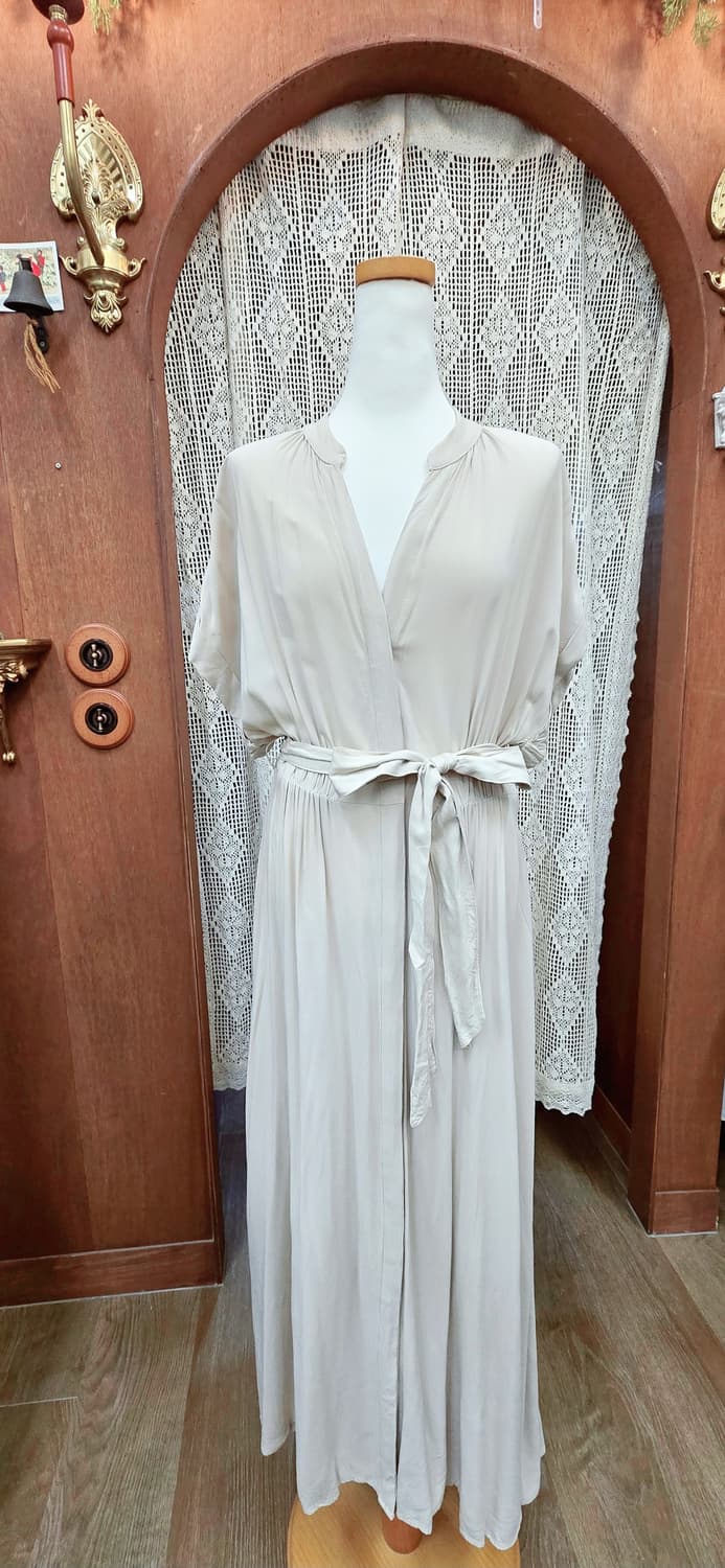 M) H&M 롱원피스 베이지 셔링 허리끈 여리핏 상품이미지3