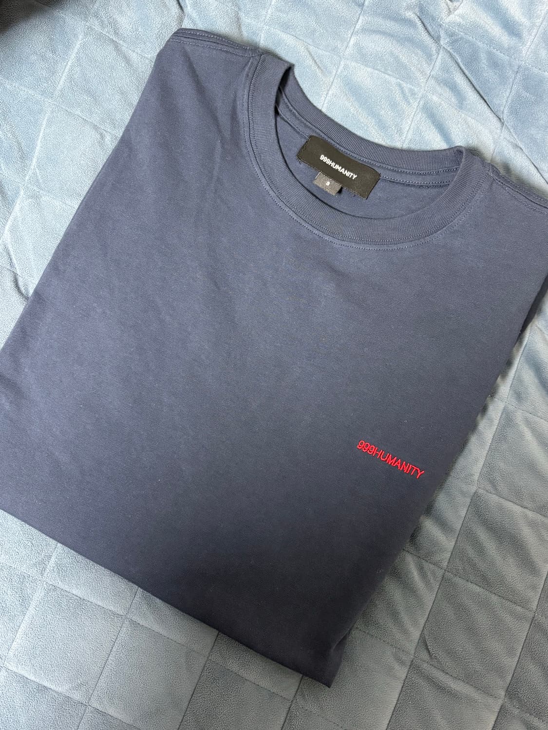 999휴머니티 네이비 반팔 착용x 상품 판매합니다. 상품이미지2