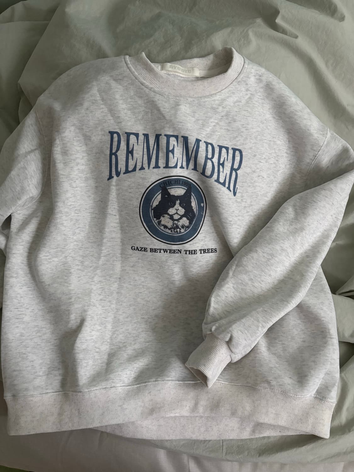 뉴뉴 고양이 맨투맨 상품이미지1