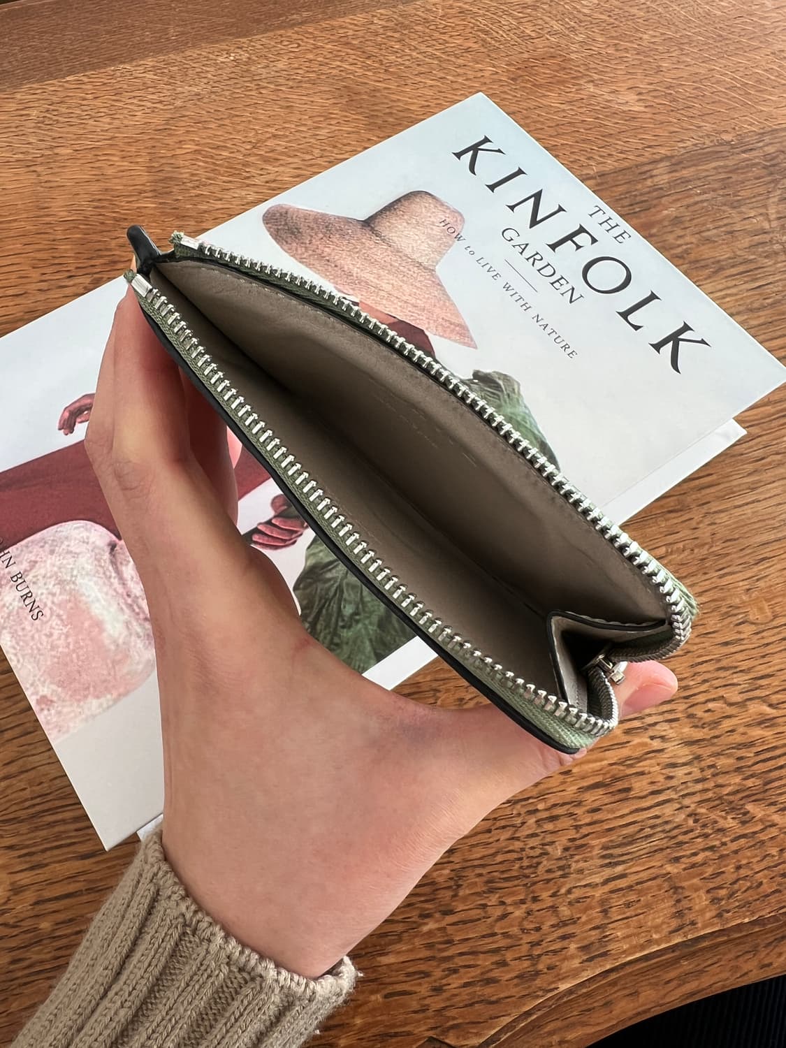 로에베 카프스킨 코인 카드 홀더 (로즈마리/탠) 상품이미지5