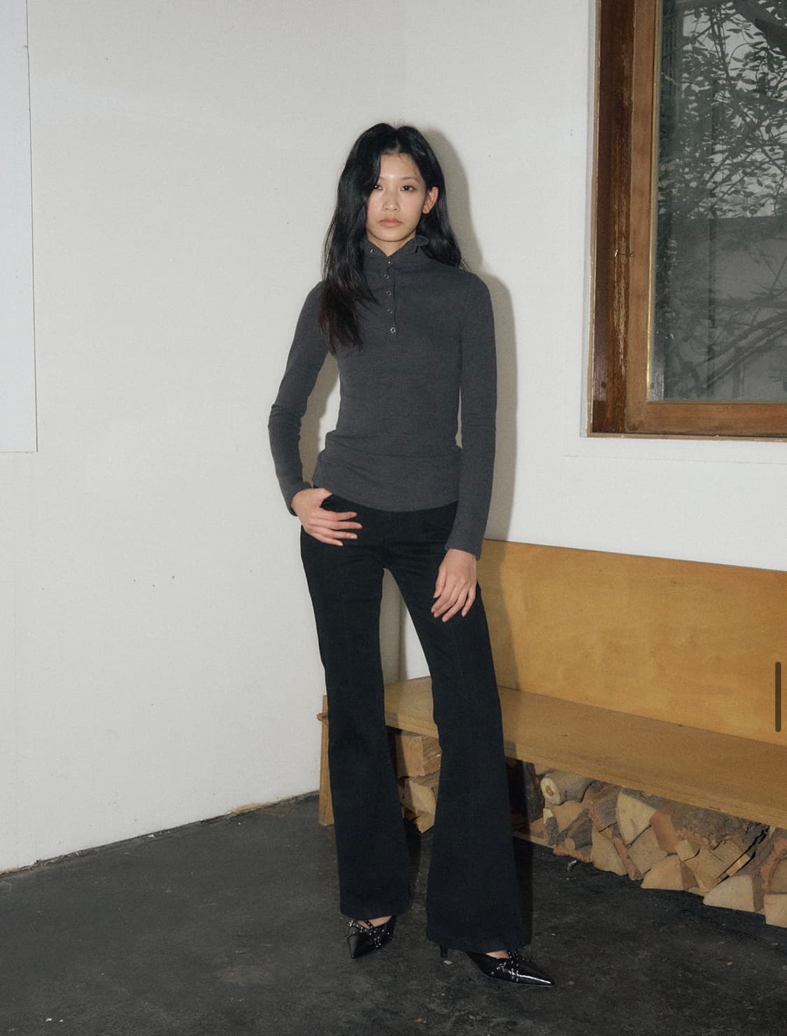 헬레네파리스 스냅 리브드 터틀넥 [차콜] 상품이미지2