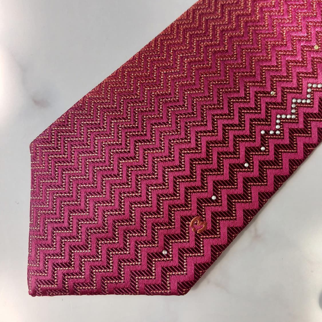 밀라숀 실크 레드 패턴 넥타이 8.6cm S~A+등급 e811
 상품이미지7