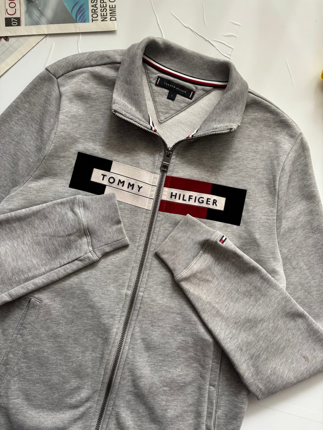 타미힐피거 하프넥 그레이 집업 상품이미지3