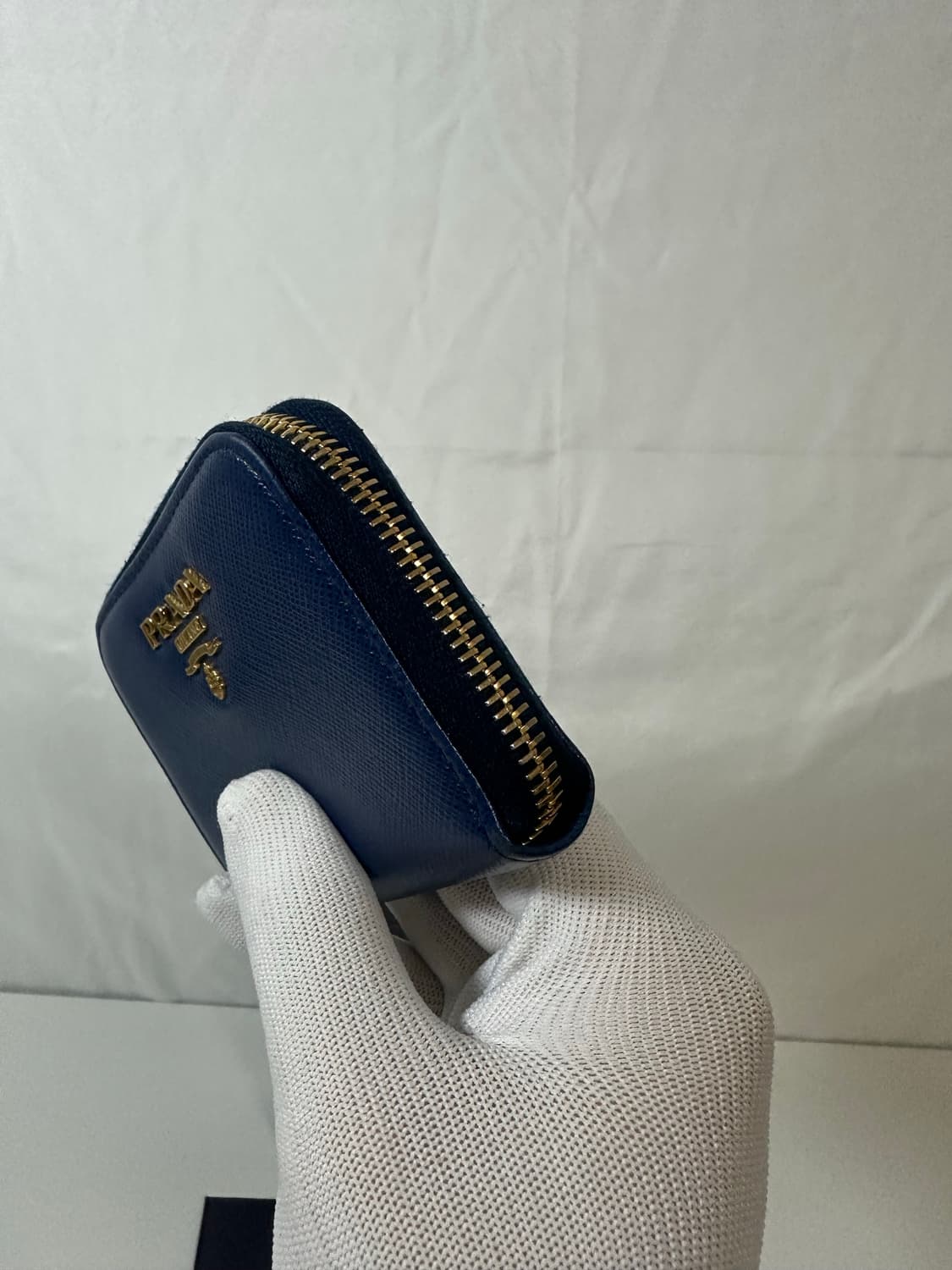 프라다 지퍼 카드지갑 딥블루(OS) 상품이미지5