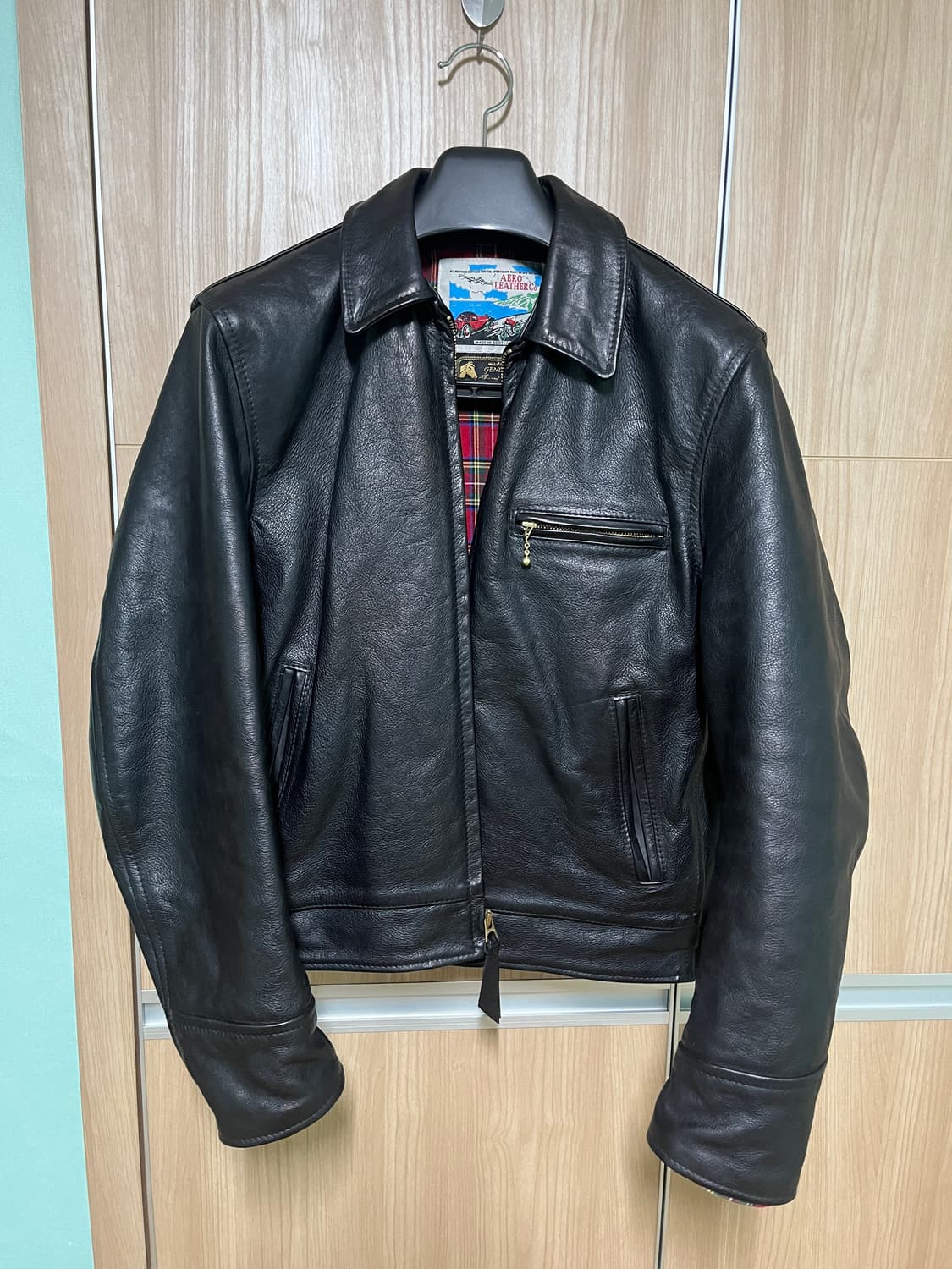 에어로레더 하이웨이맨 랜덤워크 38사이즈 팝니다 상품이미지1