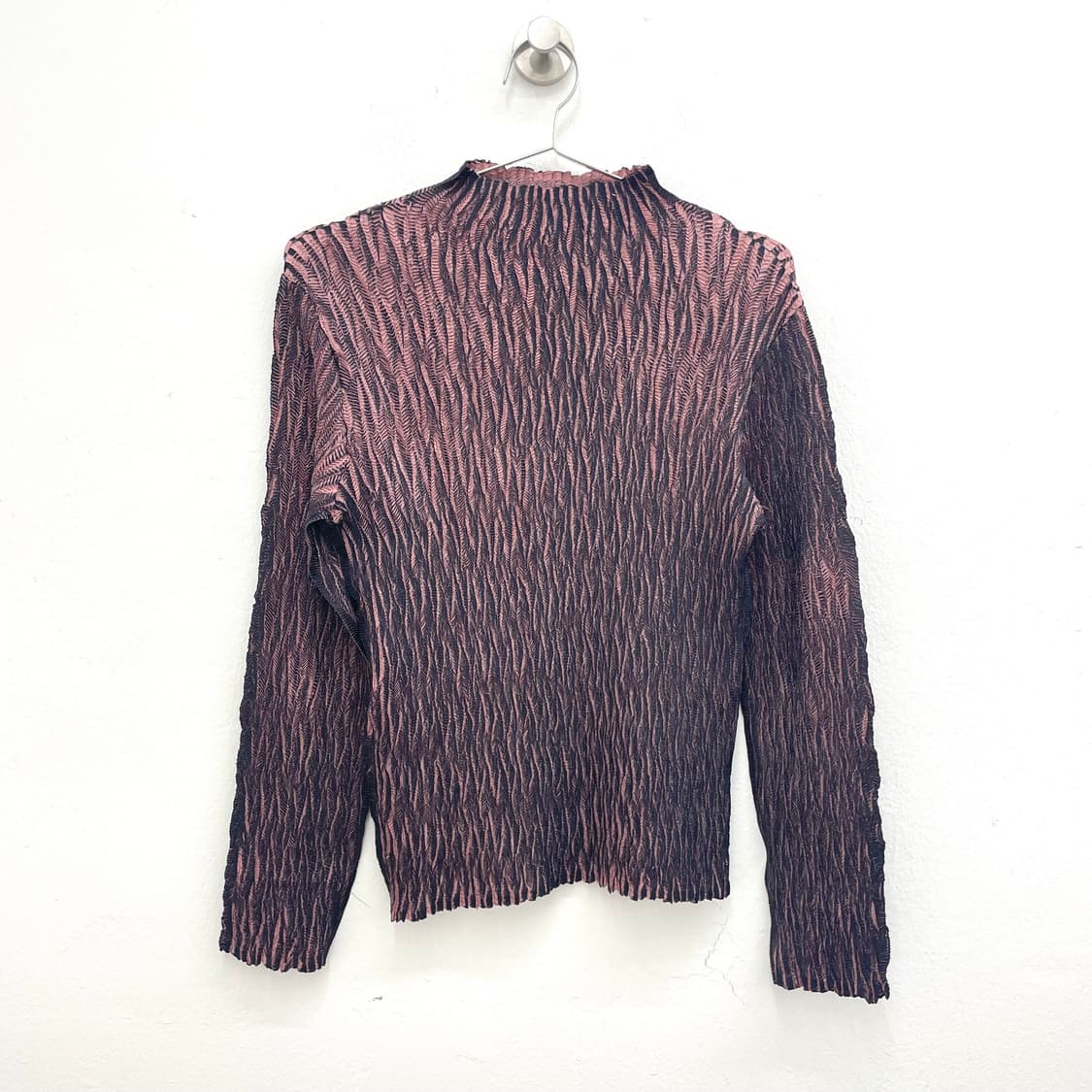 wave pleated mock neck Top 상품이미지1