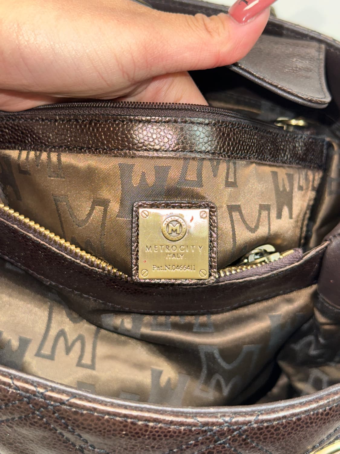 Metro City brown diamond quilting 체인 숄더백 상품이미지6