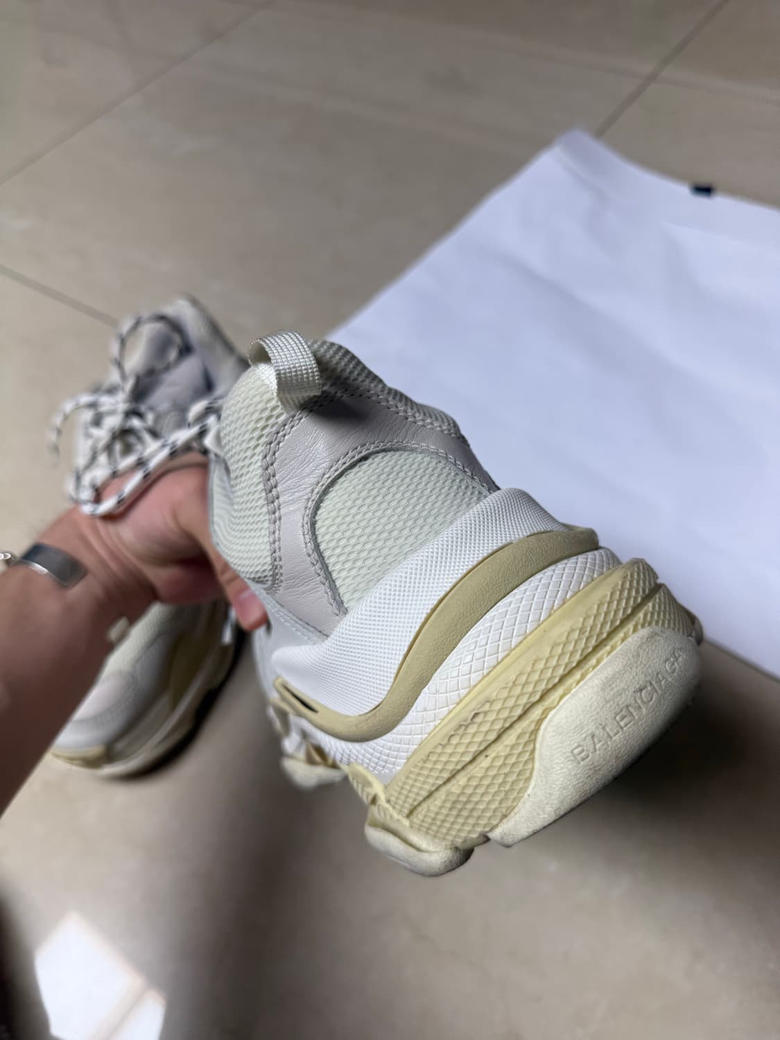 발렌시아가 트리플s 44 화이트 상품이미지4