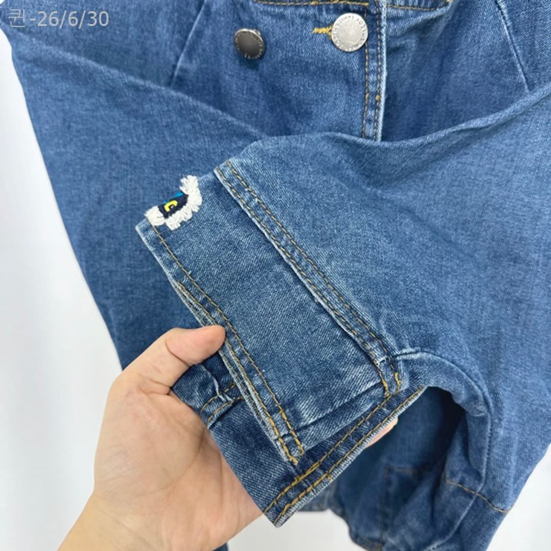 르니앤맥코니 여자 크롭 데님자켓 청자켓 FREE 상품이미지3