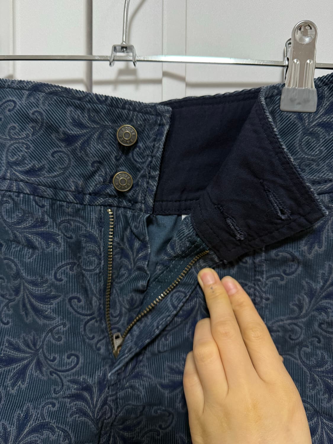 코듀로이 패턴 미디스커트 상품이미지3