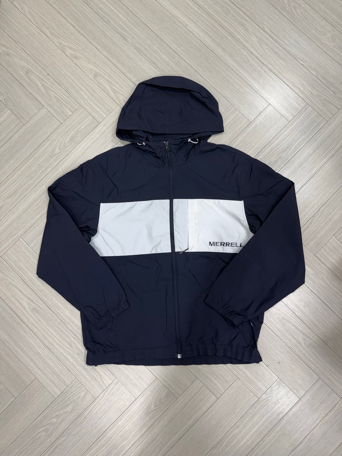 머렐(MERRELL)의 남성용 경량 후드 바람막이 상품이미지1