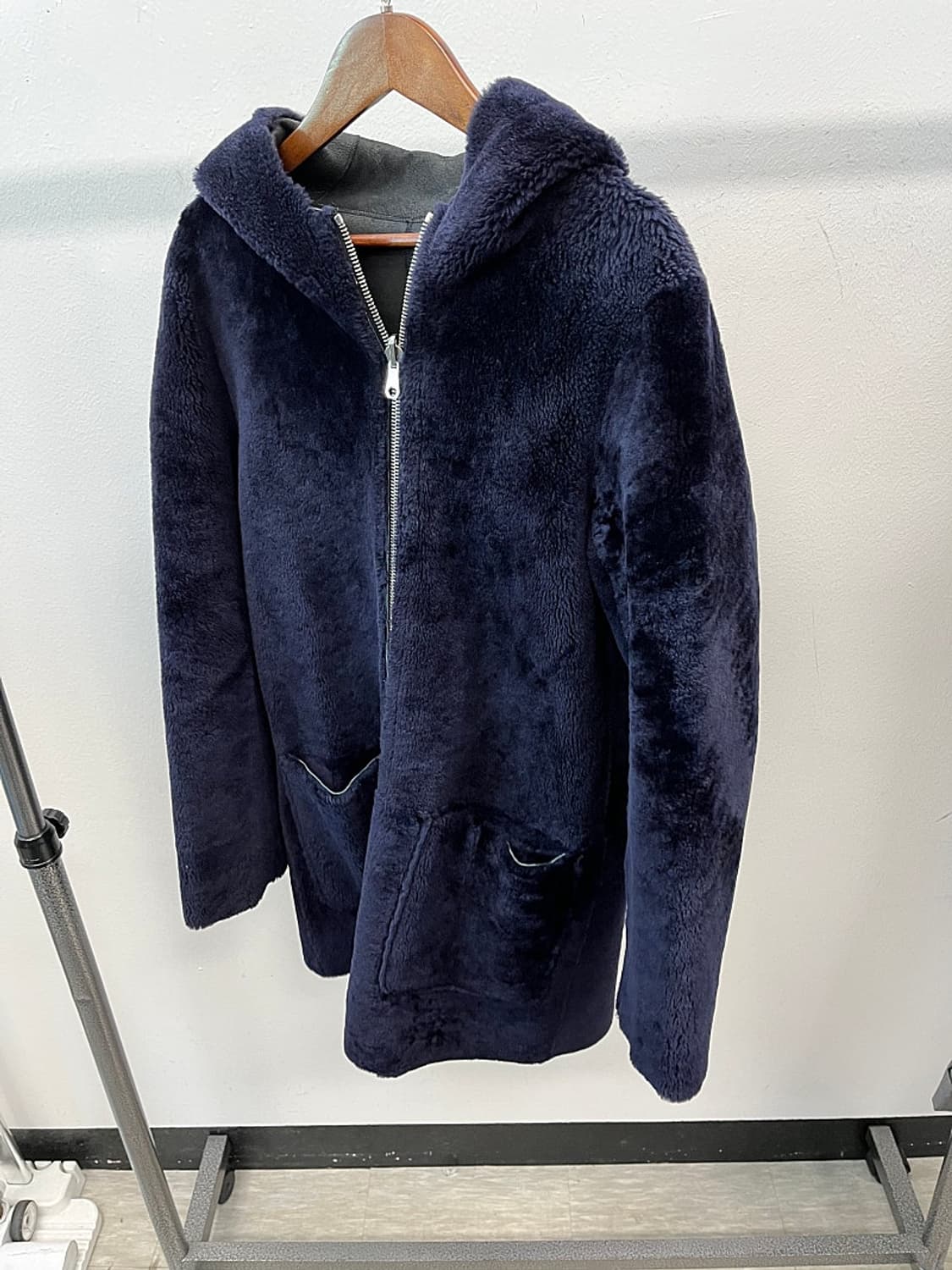 여) 산드로 리버시블 무스탕 상품이미지2