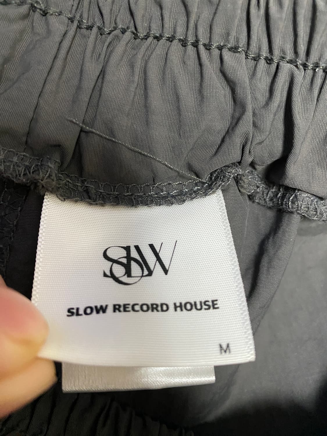 슬로우레코드하우스 나일론 원턱 와이드팬츠 상품이미지4