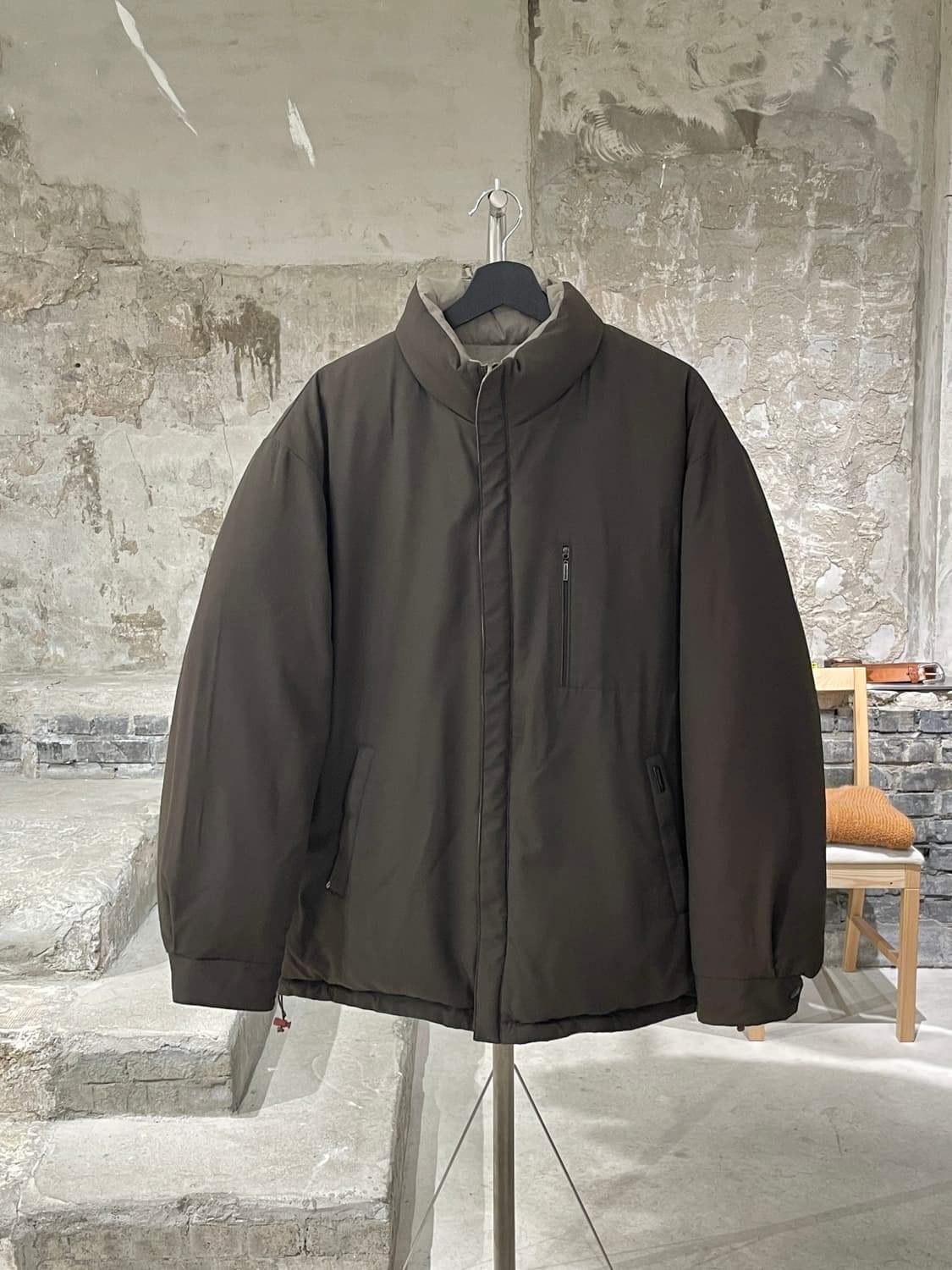 이브 생로랑 뿌르 옴므 마룬 앤 베이지 리버시블 덕 다운 푸퍼 상품이미지1