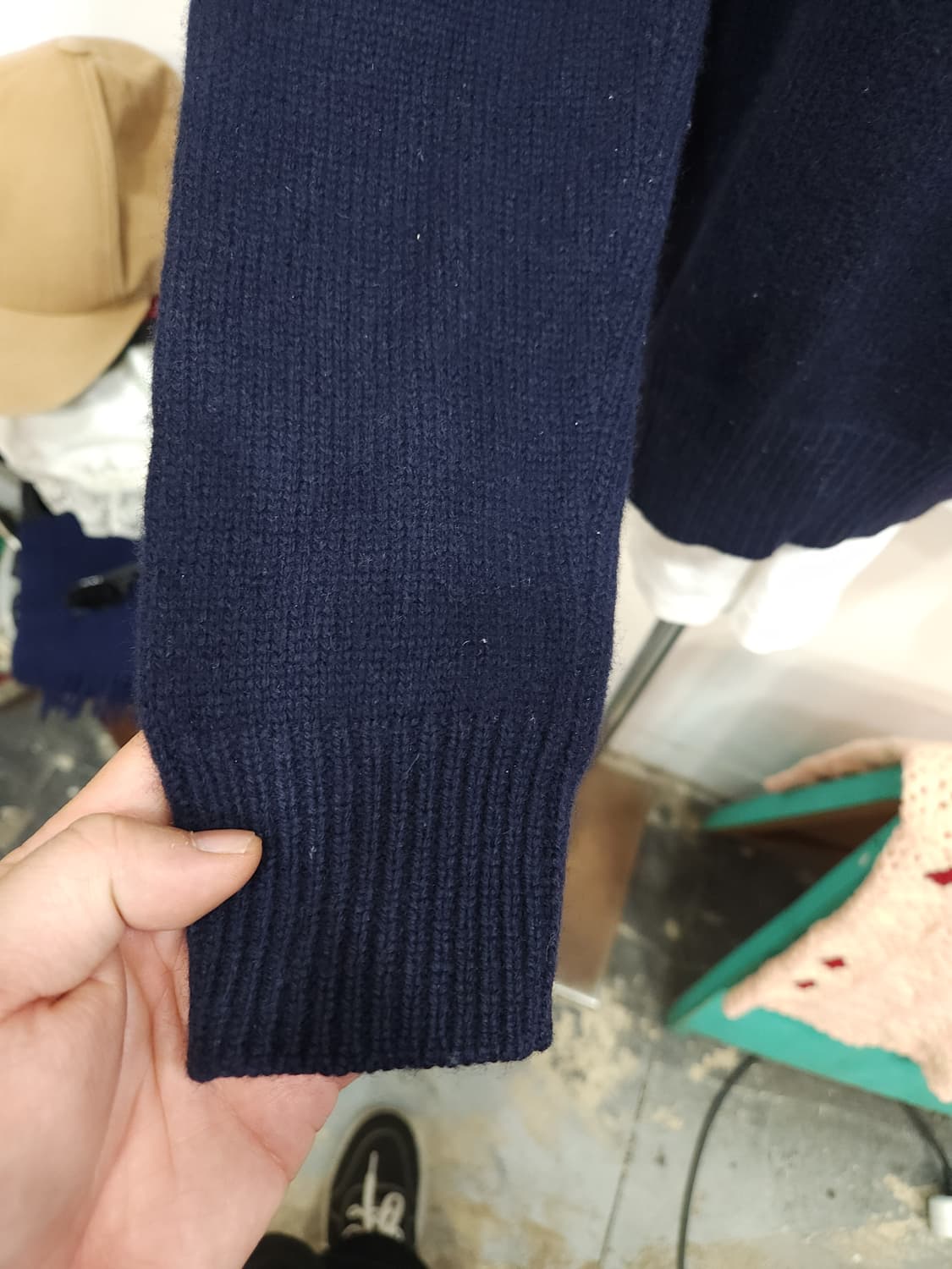 폴로 랄프로렌 램스울 반집업 니트
​
 상품이미지4