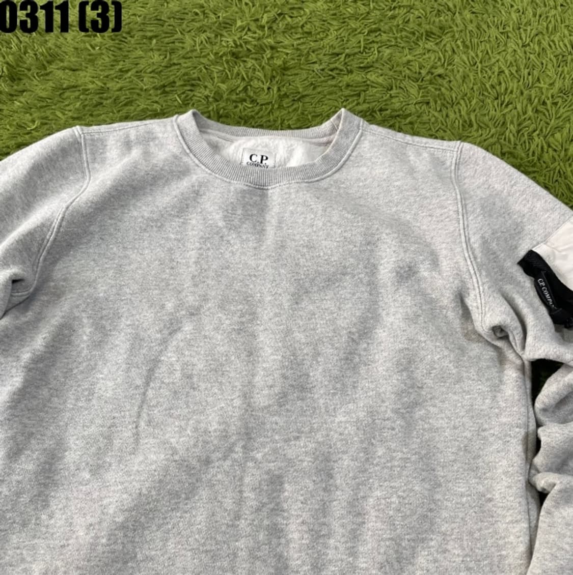 CP컴퍼니 맨투맨 상품이미지2