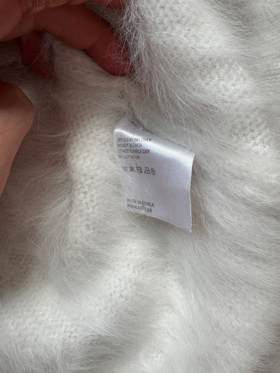 아옵트 ANGORA COLLAR CARDIGAN 상품이미지2