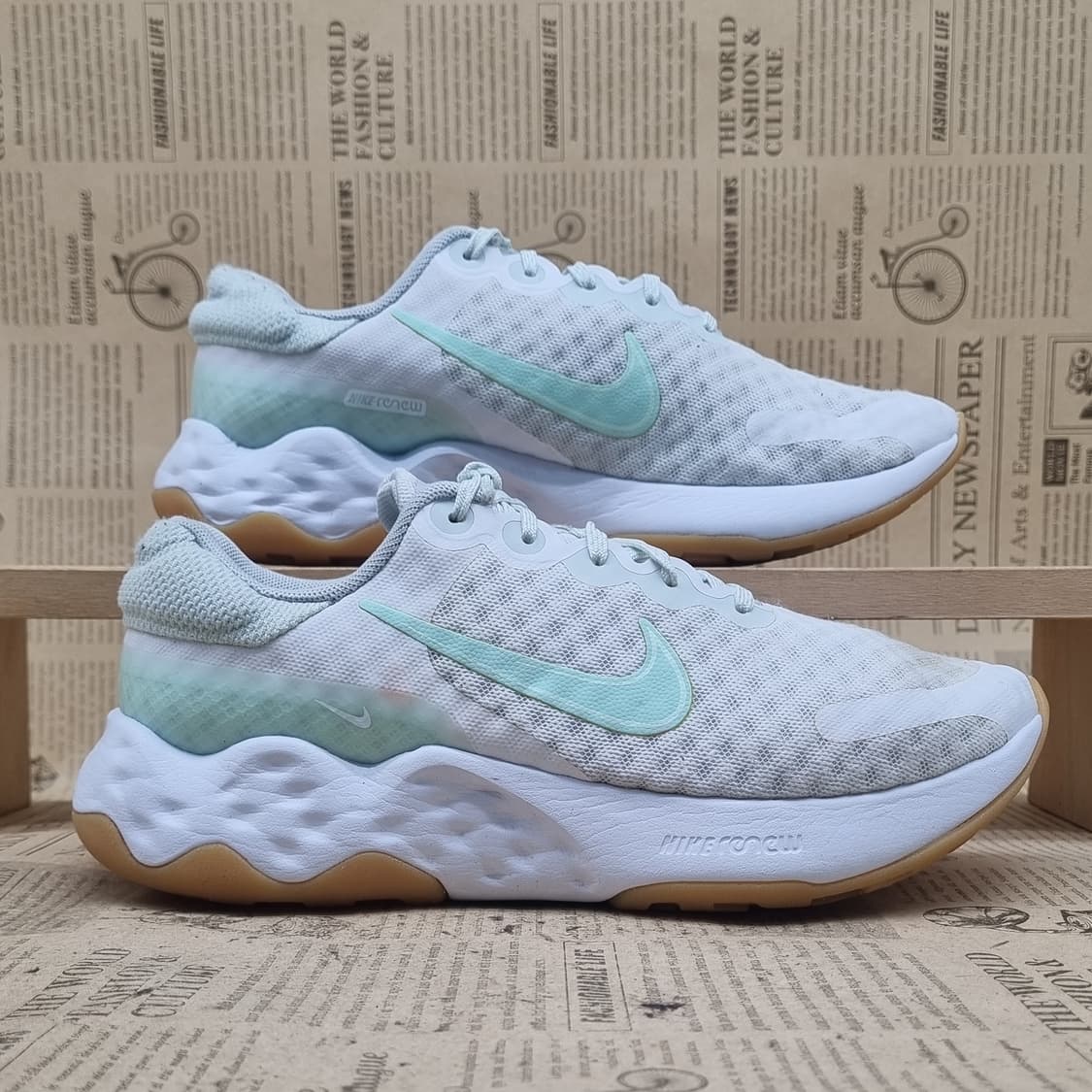 나이키 리뉴라이드3 여성운동화 235 상품이미지1