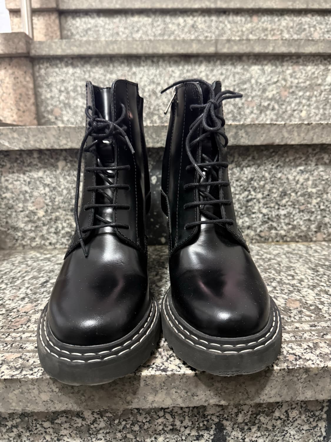 블랙 스티치 워커 부츠 상품이미지1