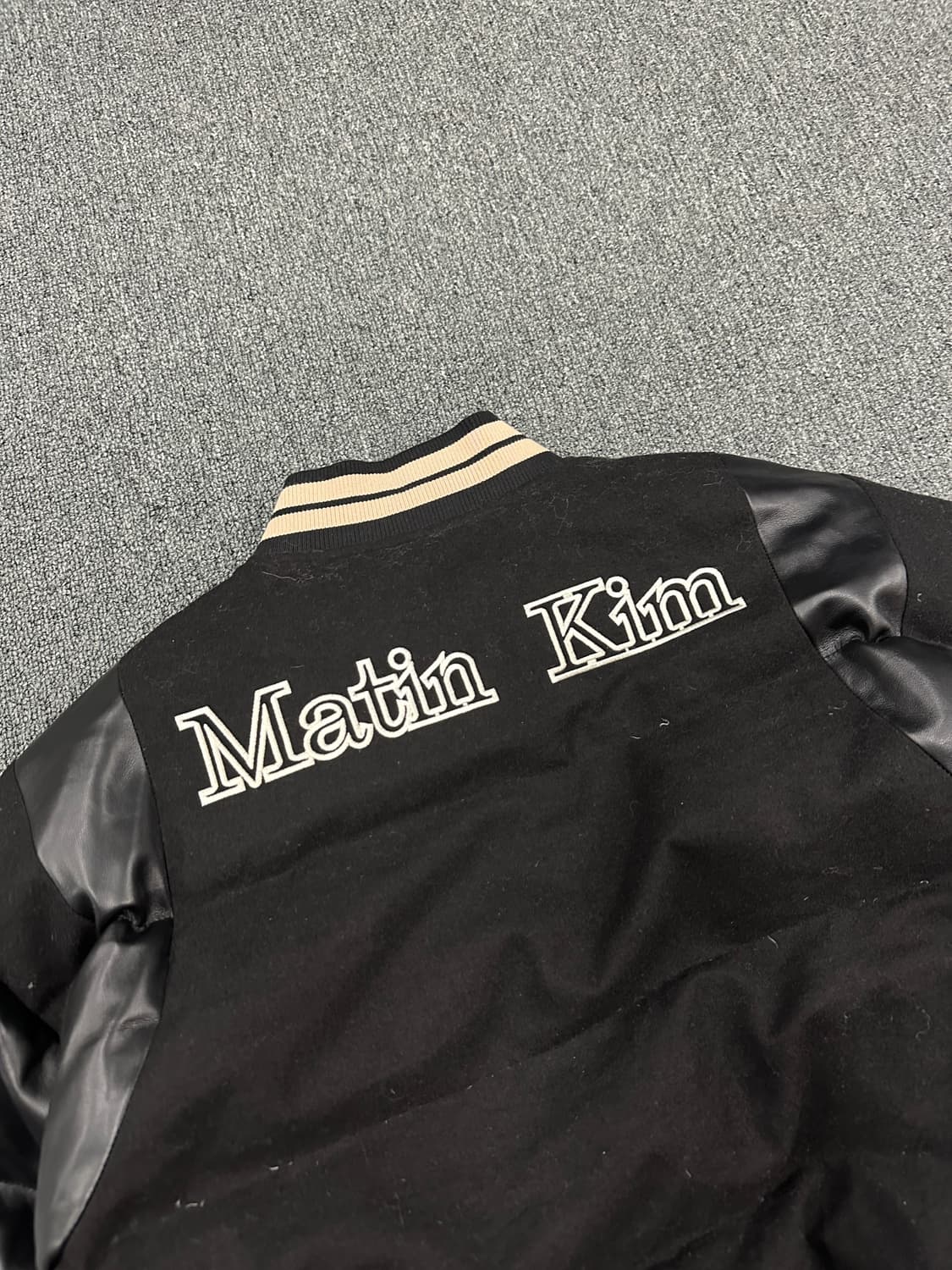 L) 마뗑킴 레더 바시티 다운 자켓 상품이미지3