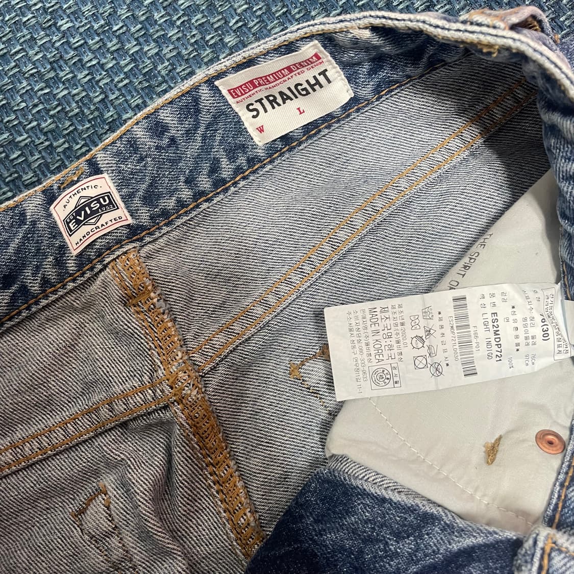 에비수 화이트페인팅 빅로고 데님 진 상품이미지4