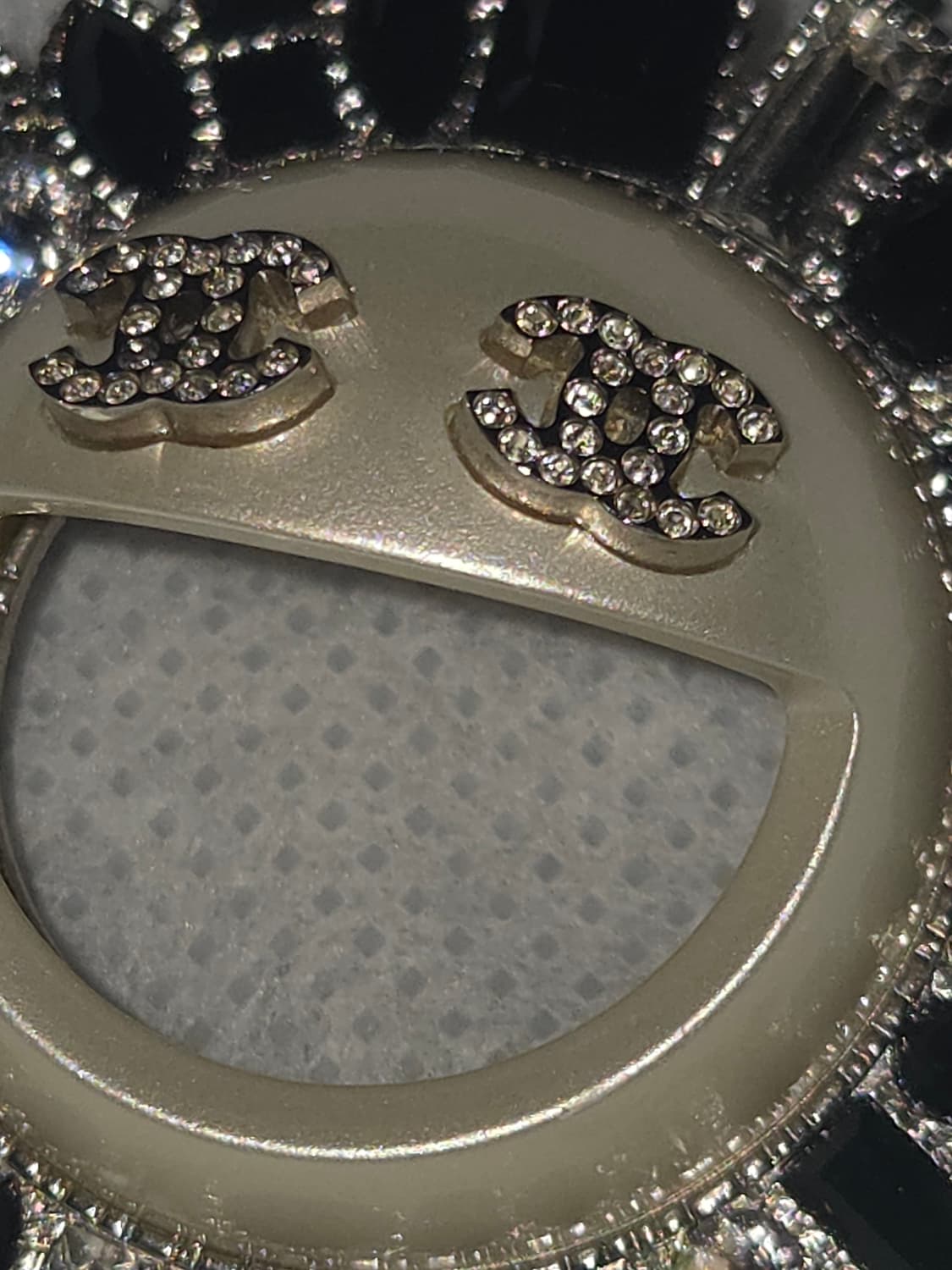 샤넬 무라카미 스마일 브로치 (gd브로치) 상품이미지5