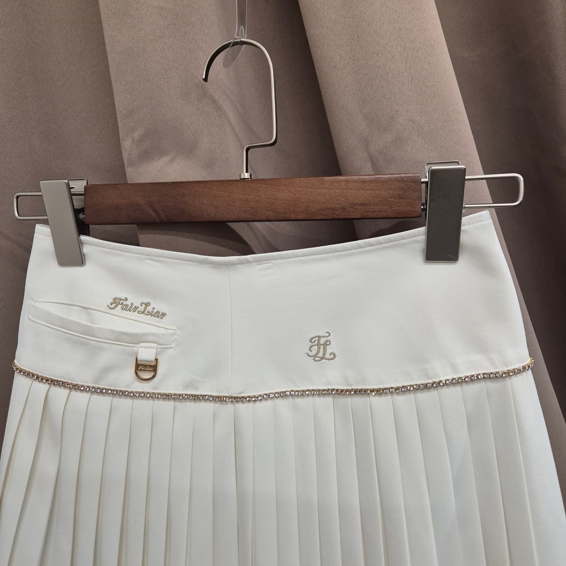 페어라이어 체인 플레어 플리츠 스커트 2XS 상품이미지2