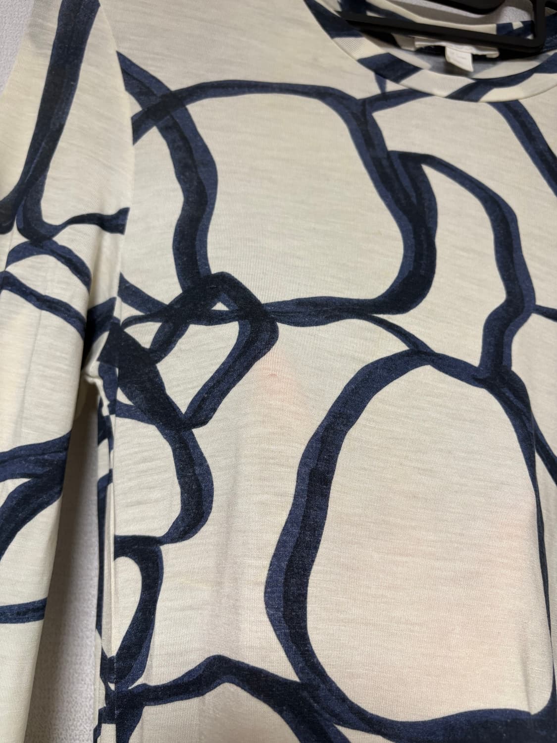 코스 프린티드 탑 슬림핏 COS 프린팅티 상품이미지4