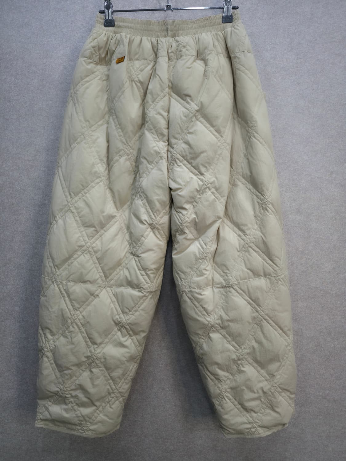 퀼팅 패딩 와이드 팬츠 상품이미지3