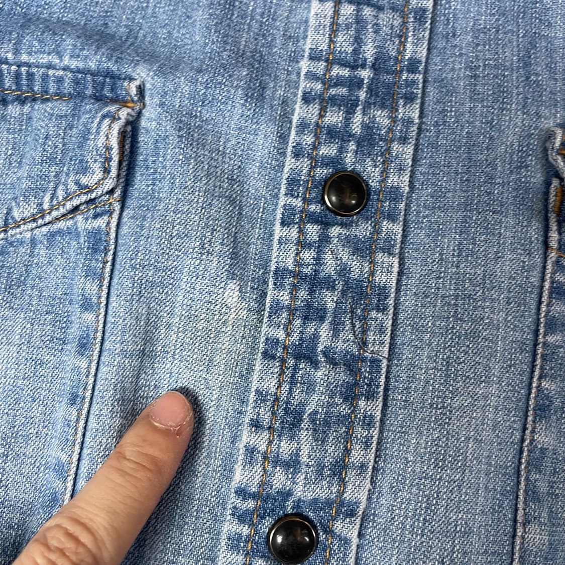 GAP 1969 투포켓 코튼 연청 데님 셔츠 상품이미지6