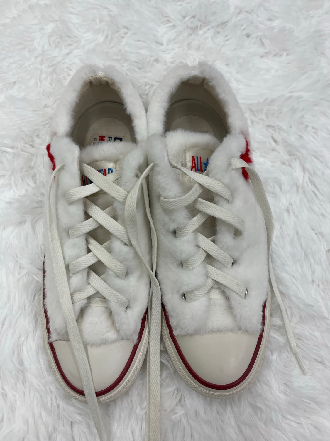 컨버스 올스타 헬로 키티 OX 퍼 화이트 상품이미지3