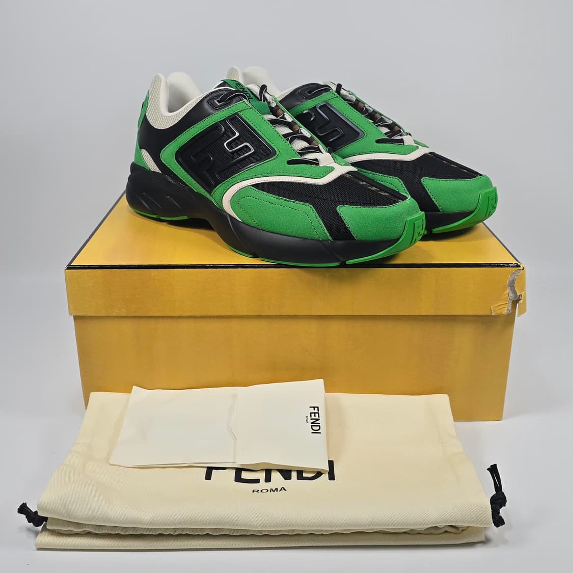 펜디 패스터 트레이너 스니커즈 ( 300 ) 상품이미지1