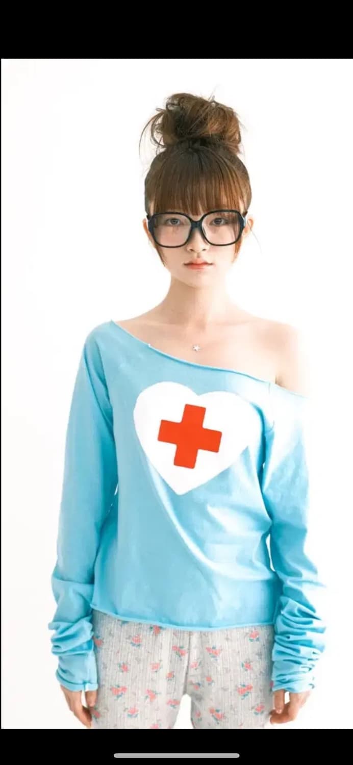 샵페어리 cherish heart cut off 판매합니다 새제품  상품이미지1