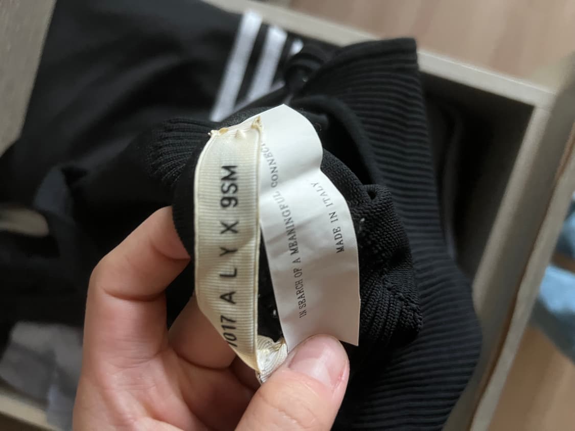 1017 ALYX 9SM 알릭스 버클 스트랩 디스코 니트탑 나시 민소매 상품이미지8