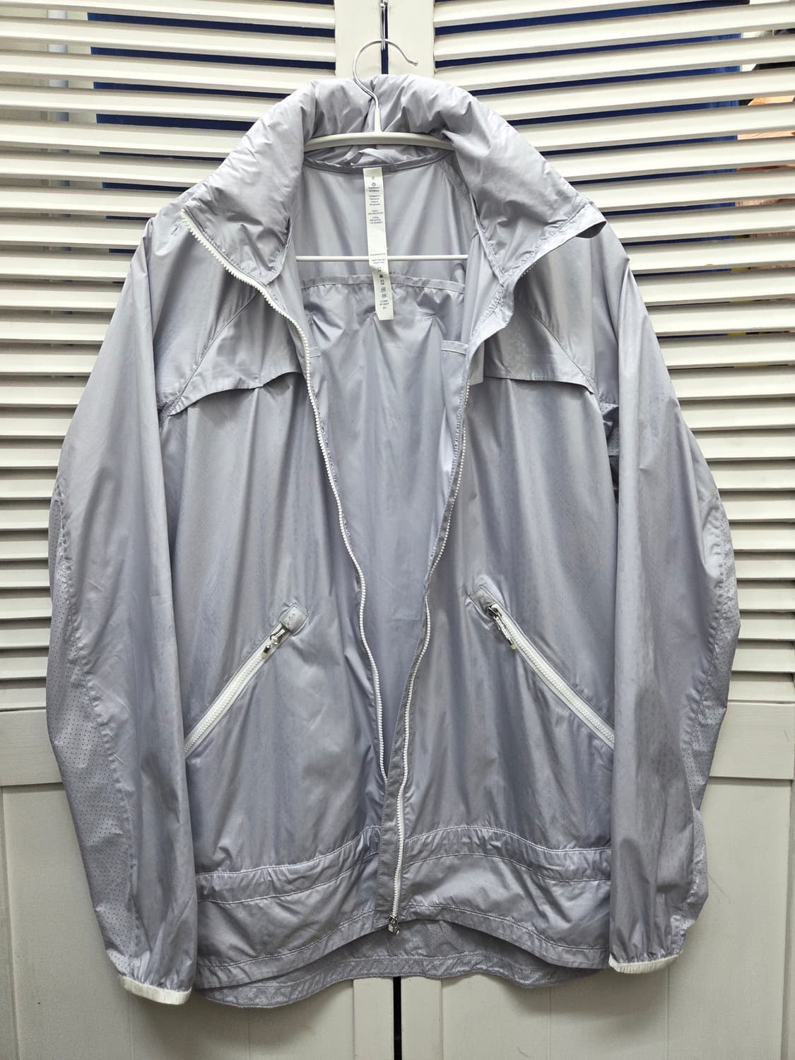 룰루레몬 바람막이 후드 자켓 상품이미지2